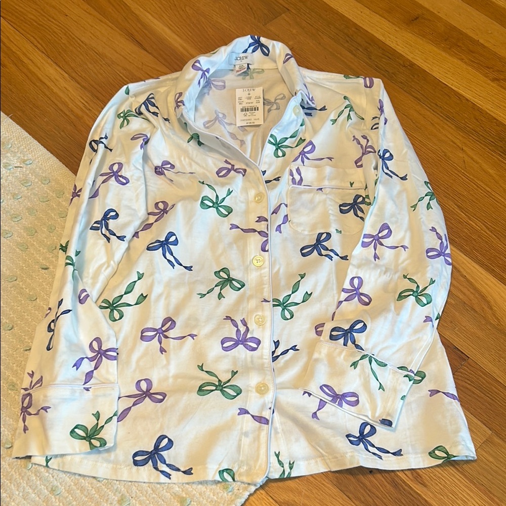 J. Crew women’s pajama TOP.   Size XXS bow pattern   NWT